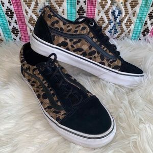 *RARE* Old Skool • Vans • Suede & Canvas • Leopard